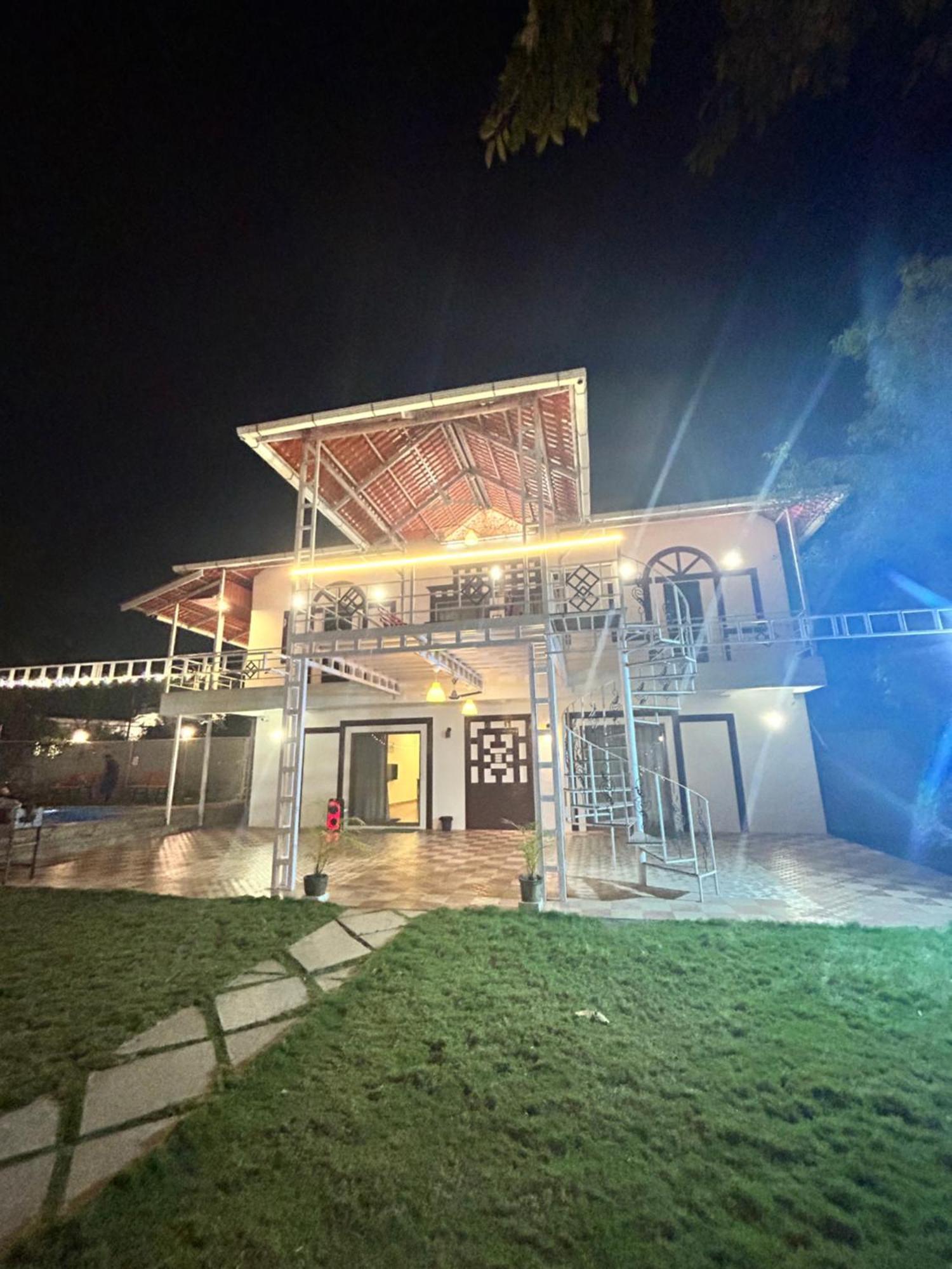 Villa Wistaria- Luxury 7Bhk Villa With Private Pool アリバグ エクステリア 写真