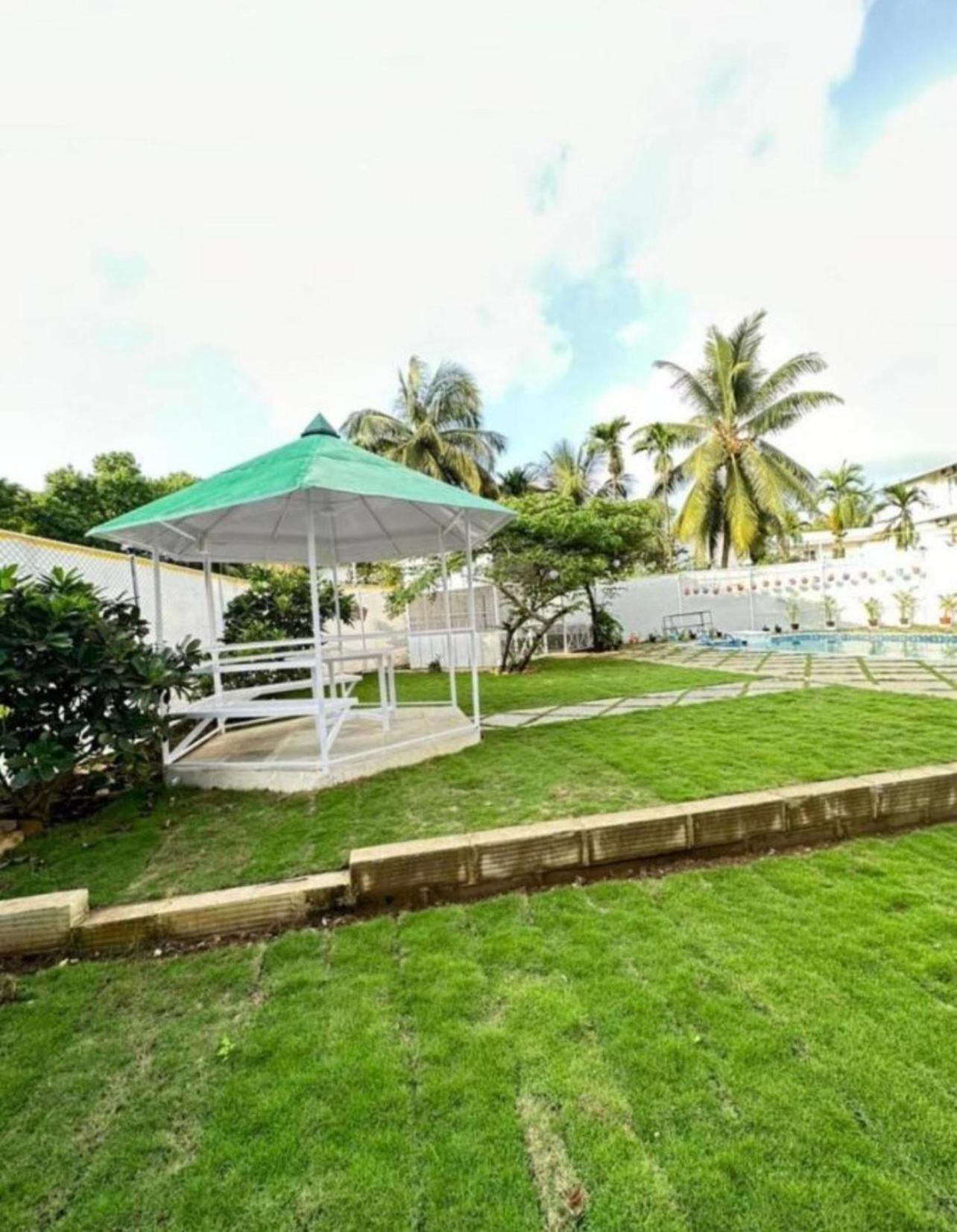 Villa Wistaria- Luxury 7Bhk Villa With Private Pool アリバグ エクステリア 写真